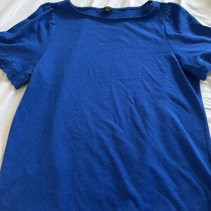 Ann Taylor factory short sleeve blouse. Size XL